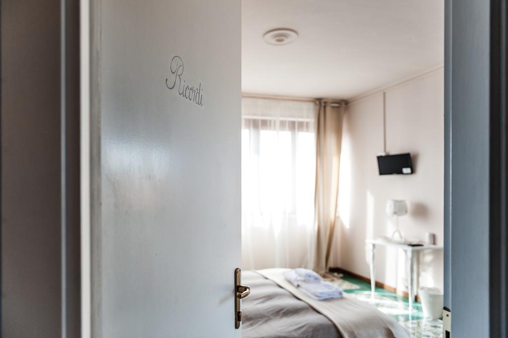 Duomo House Hotel Pisa Phòng bức ảnh